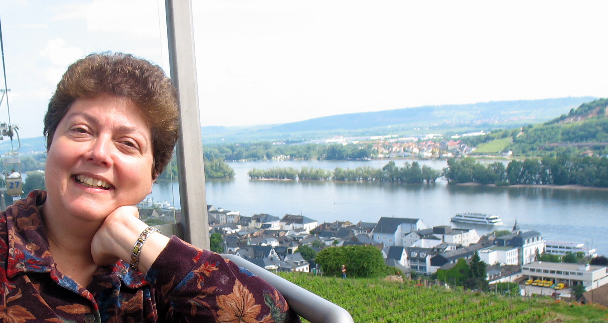 Ada-by_the_Rhine-Germany